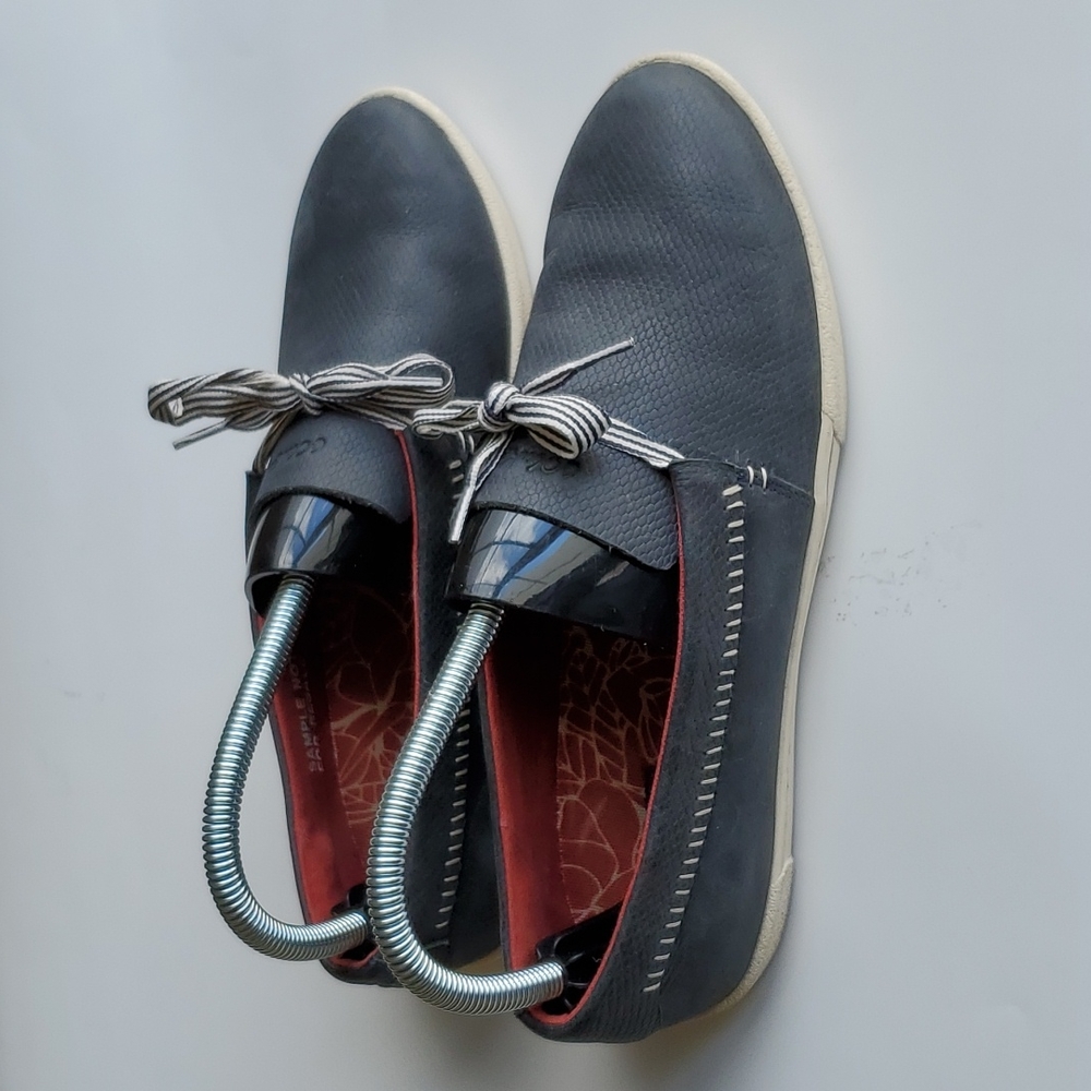 Olukai Alohi Casual Comfort Slip On Blue Sneaker Size 6.5